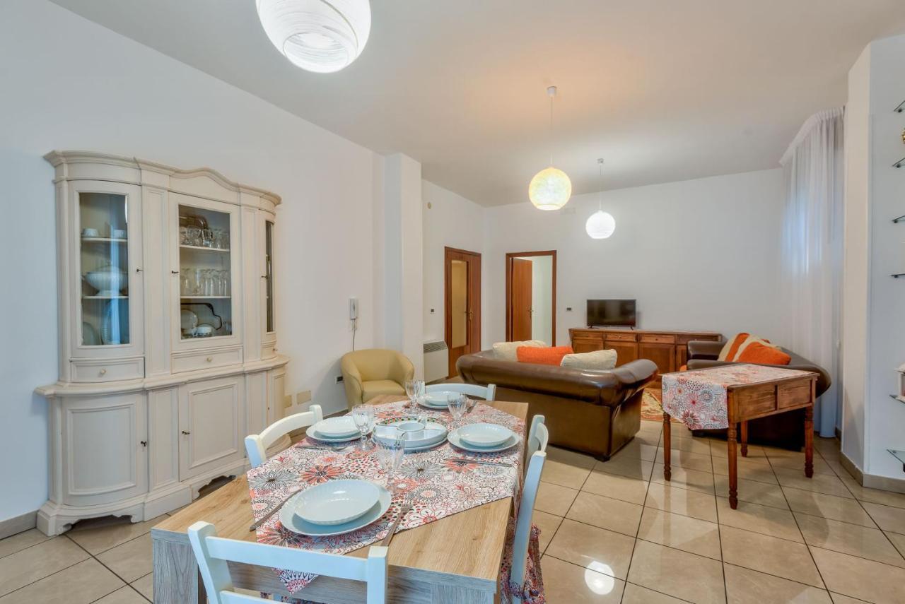 צ'לייה מספיקה Casa Vacanza Binario 35 מראה חיצוני תמונה