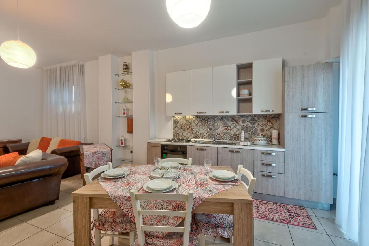 צ'לייה מספיקה Casa Vacanza Binario 35 מראה חיצוני תמונה