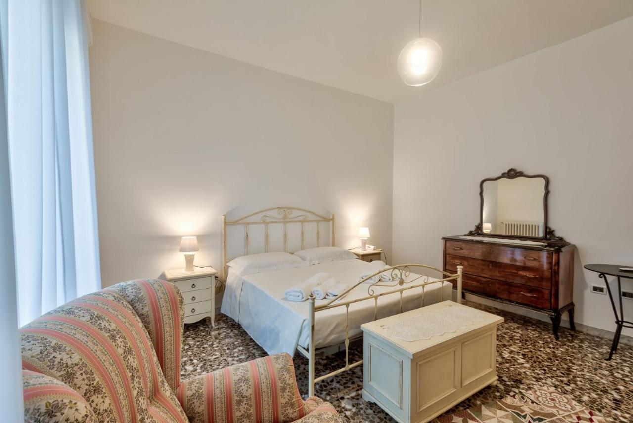 צ'לייה מספיקה Casa Vacanza Binario 35 מראה חיצוני תמונה
